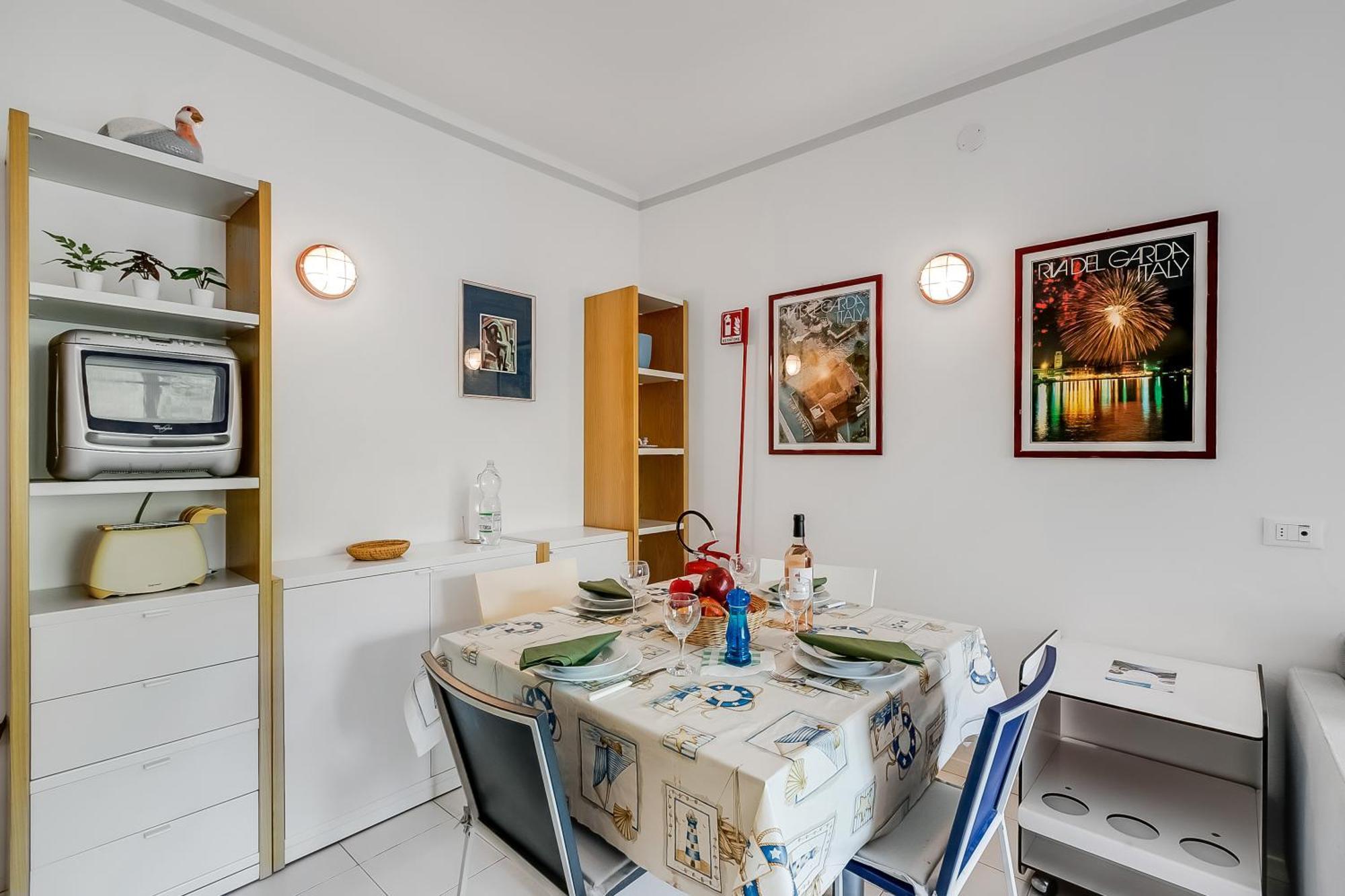 Residenza Lago D'Argento - Happy Rentals ريفا ديل غاردا المظهر الخارجي الصورة